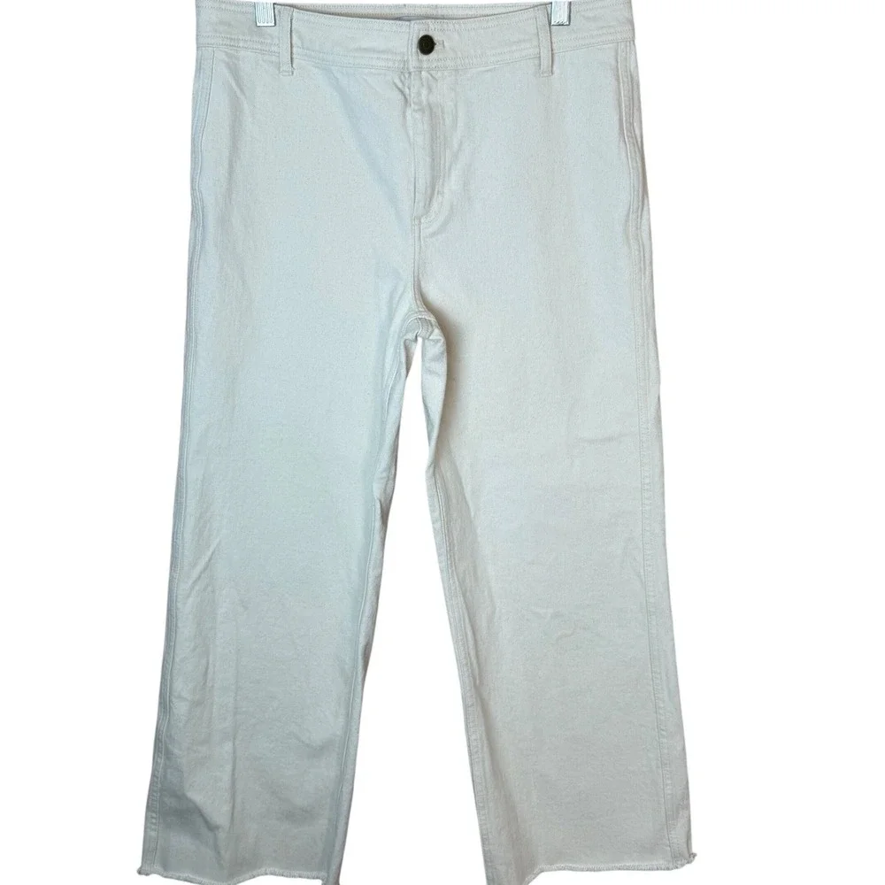 Vineyard Vines Women's Cream Wide‎ Leg Cropped Jeans Size 28 Frayed Hem